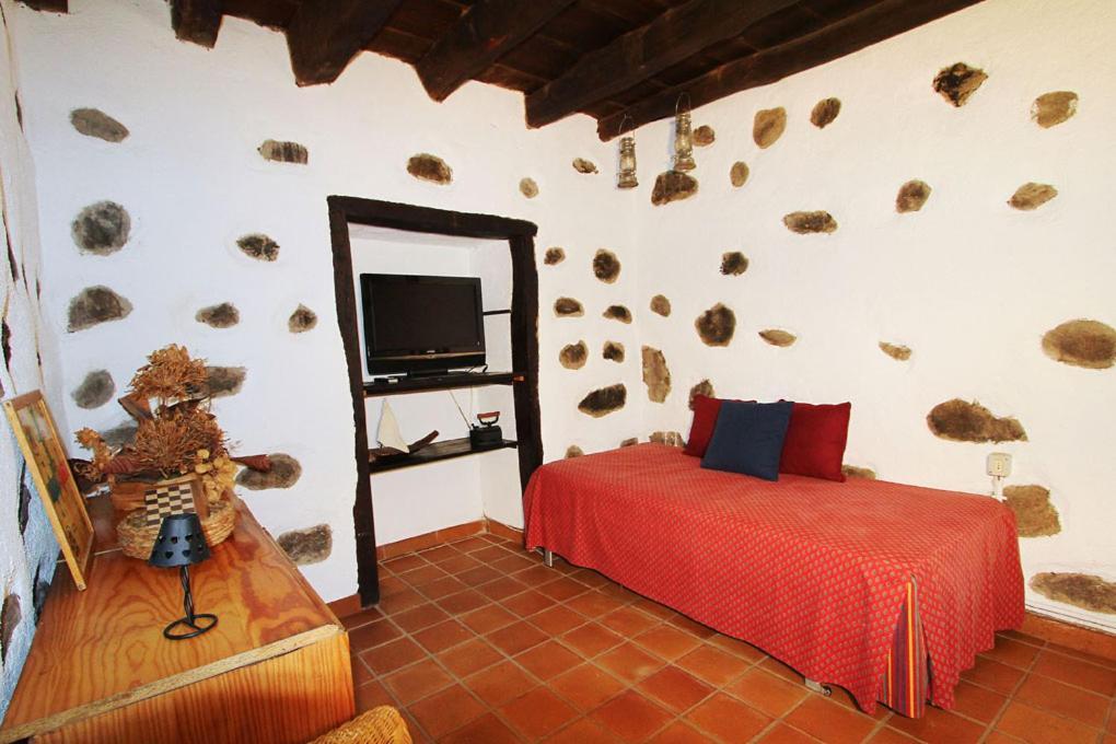 Casa Rural Los Aromos - Wunderschones Landhaus Mit Meerblick Эрмигва Экстерьер фото